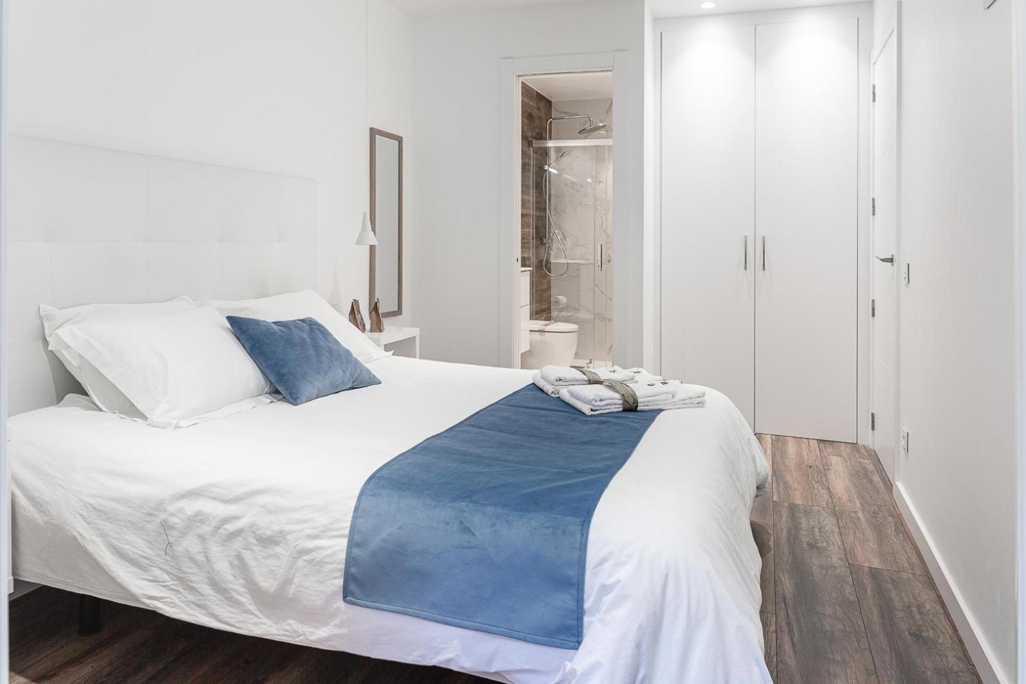 Andbnb I Apartamento Centrico Con Terraza Y Parking Gratuito Apartment Andorra la Vella Ngoại thất bức ảnh